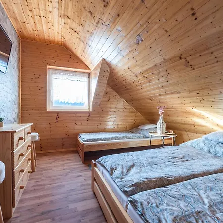 アパート U Kaplicky マコー